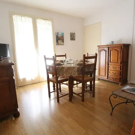 T2 Centre Luchon - Balcon - Parking Inclus - Animaux Bienvenus *